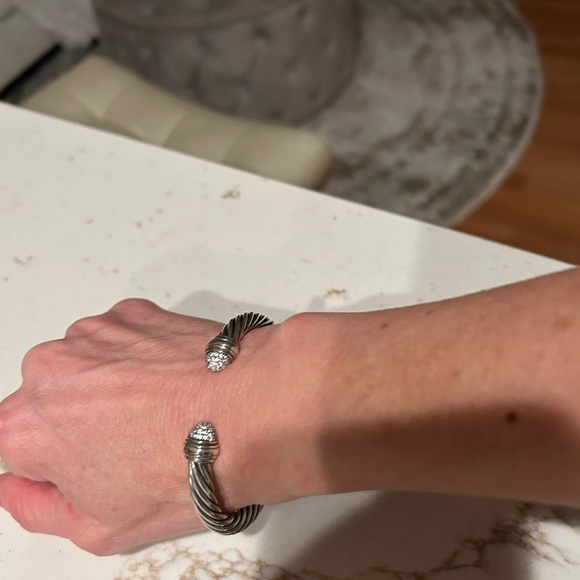 David Yurman 7mm diamond cable bracelet - Picture 9 of 10